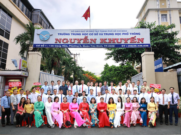 Trường Nguyễn Khuyến là một cái tên nổi tiếng mà nhiều phụ huynh ở Đà Nẵng lựa chọn cho con em của họ