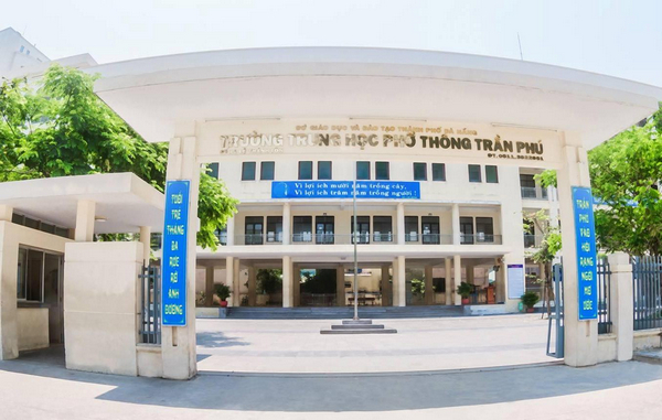 Trường THPT Trần Phú - top trường THPT ở Đà Nẵng tốt nhất 