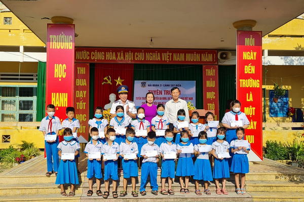 Trường Tiểu Học Võ Thị Sáu được đánh giá cao về đội ngũ giáo viên