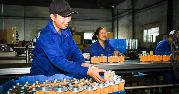 Một yếu tố quan trọng đối với sự phát triển kinh tế và xã hội của Đà Nẵng là lực lượng lao động