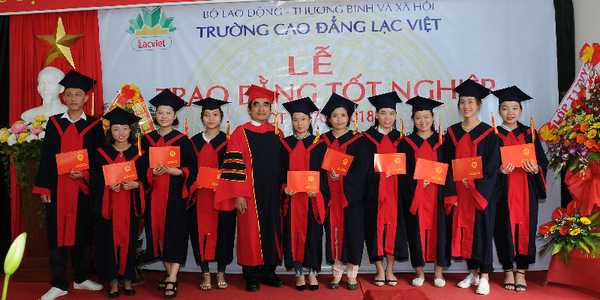 Trường Cao đẳng Lạc Việt là một trong những trung tâm đào tạo tiếng Hàn uy tín tại Đà Nẵng