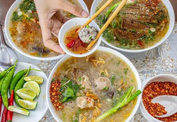 Top 10 Quán Cháo Bò Đà Nẵng Bổ Dưỡng và Hút Khách Nhất