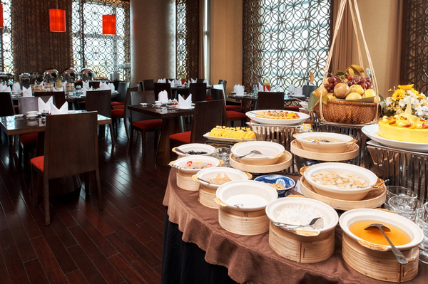 The Golden Dragon không chỉ là một trong những nhà hàng nổi tiếng ở Đà Nẵng