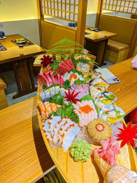 Nhắc đến địa điểm Quán Sushi Đà Nẵng ngon, không thể bỏ qua Akataiyo Sushi.