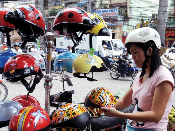 Mũ Bảo hiểm Hoàng Danh - tiệm sửa mũ bảo hiểm Đà Nẵng chất lượng nhất 