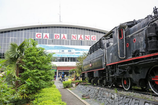 Mua vé tàu Đà Nẵng Hà Nội tại ga Đà Nẵng uy tín và chất lượng nhất 