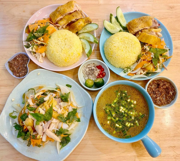 Gia Vĩnh - tiệm cơm gà siêu ngon tại Đà Nẵng 