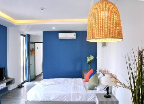 Khách Sạn Phan Gia Motel không chỉ thu hút du khách bởi thiết kế đơn giản mà còn bởi sự tiện ích và thoải mái