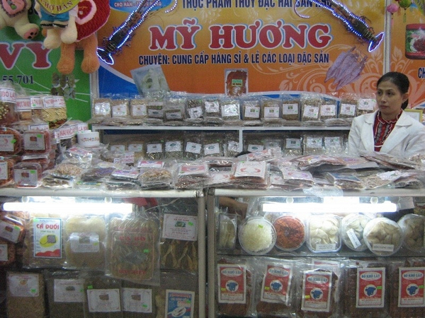 Cửa hàng Mỹ Hương - địa chỉ mắm nêm Đà Nẵng được du khách đánh giá cao 