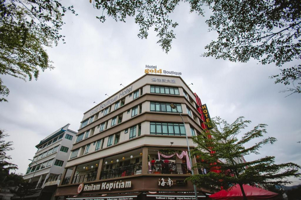 Gold Boutique Hotel mang lại cho du khách một không gian yên tĩnh và thuận tiện cho việc di chuyển
