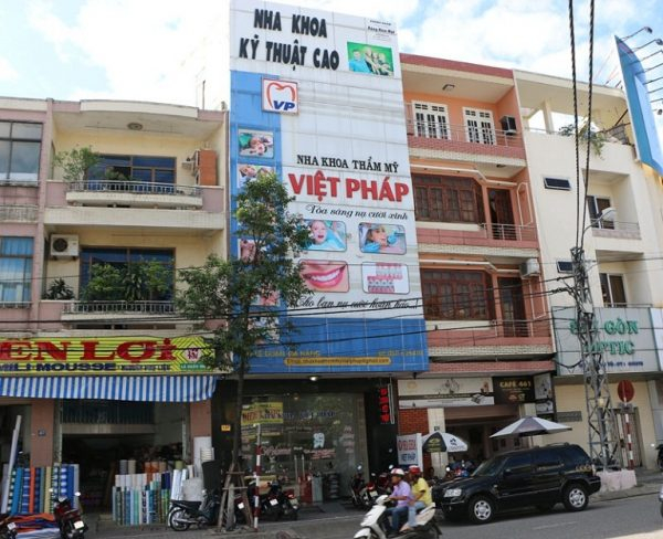 Nha khoa Việt Pháp Đà Nẵng – niềng răng trong suốt tại Đà Nẵng chất lượng nhất 