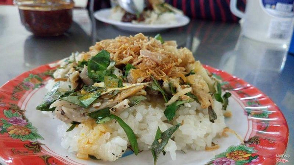 Quán Xôi Gà Bà Vui, địa điểm nổi tiếng với món xôi gà tại Đà Nẵng