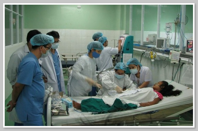 Đội ngũ bác sĩ và y tá chuyên nghiệp tận tâm ở bệnh viện 600 giường Đà Nẵng